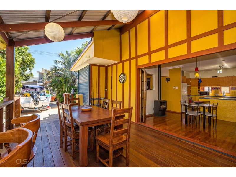 13 Hutchinson Street, Woorim QLD 4507