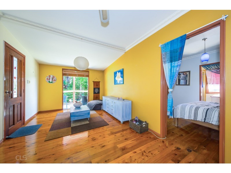 13 Hutchinson Street, Woorim QLD 4507