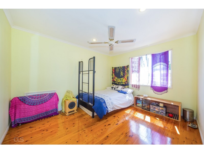 13 Hutchinson Street, Woorim QLD 4507