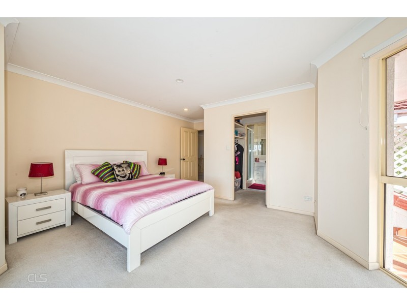 1/11 Norrland Court, Banksia Beach QLD 4507