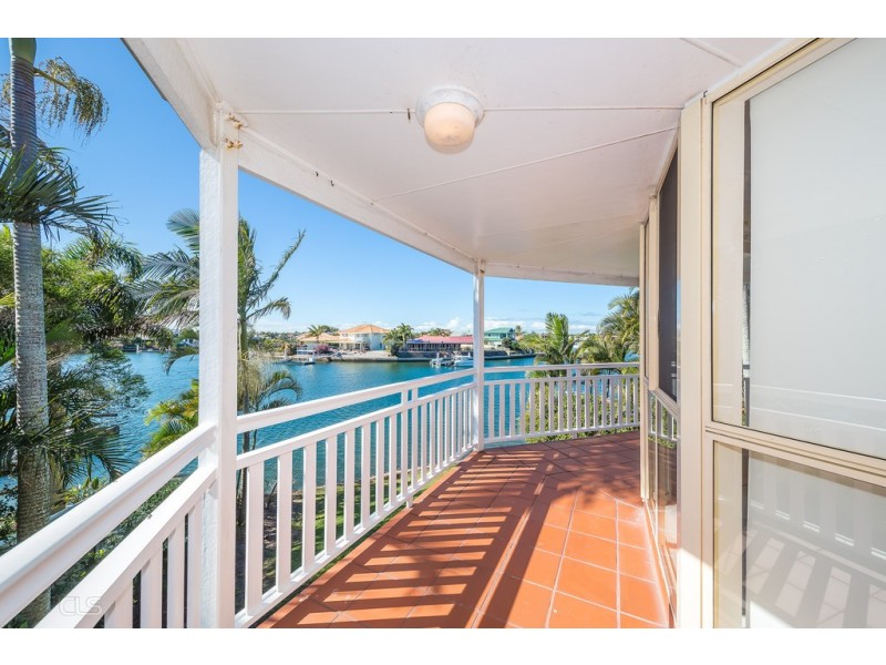 1/11 Norrland Court, Banksia Beach QLD 4507