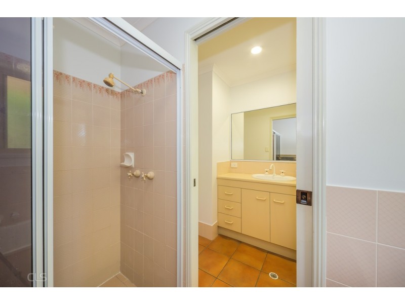 6 Longland Court, Woorim QLD 4507