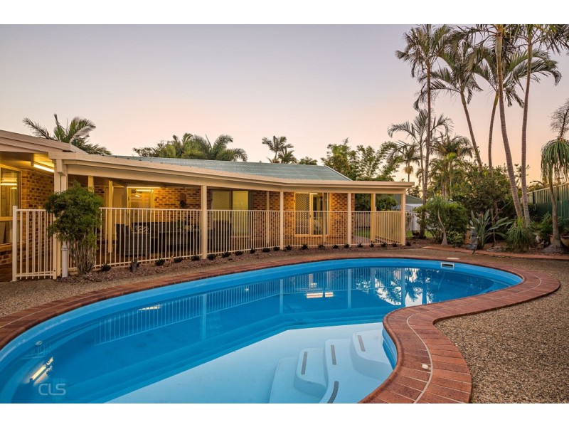 6 Longland Court, Woorim QLD 4507