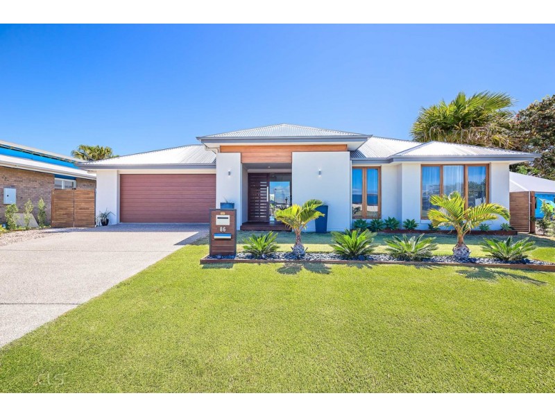 86 Foxtail Crescent, Banksia Beach QLD 4507