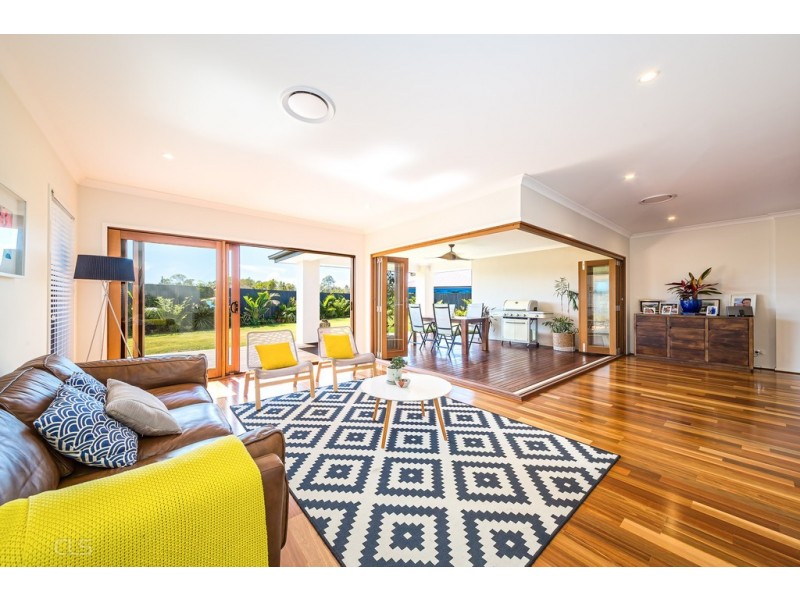 86 Foxtail Crescent, Banksia Beach QLD 4507