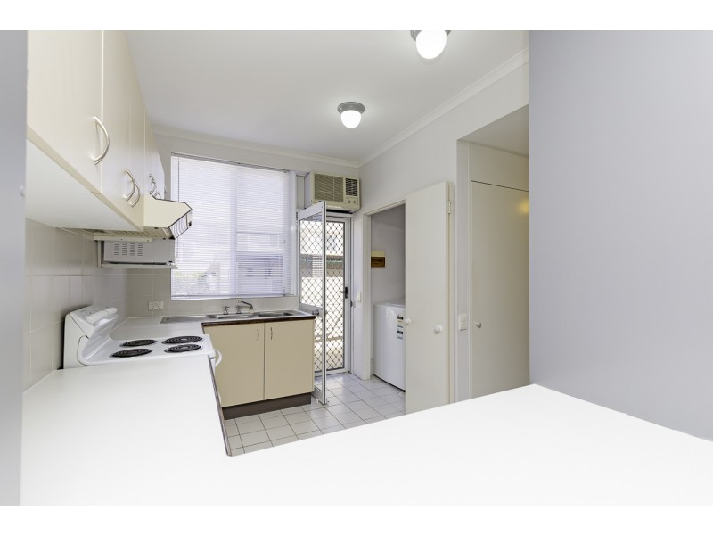 9/2 Venus Court, Banksia Beach QLD 4507