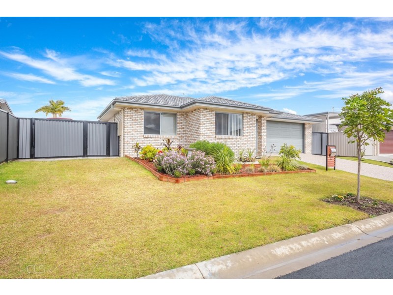 32 Herring Street, Bongaree QLD 4507