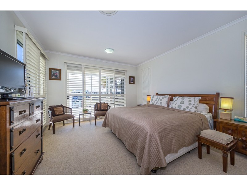 135 Marina Boulevard, Banksia Beach QLD 4507