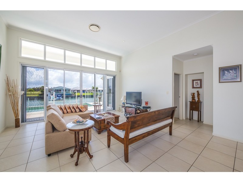 135 Marina Boulevard, Banksia Beach QLD 4507