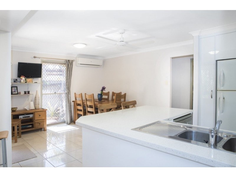 31 Topsail Circuit, Banksia Beach QLD 4507