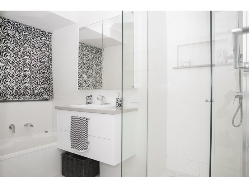 31 Topsail Circuit, Banksia Beach QLD 4507