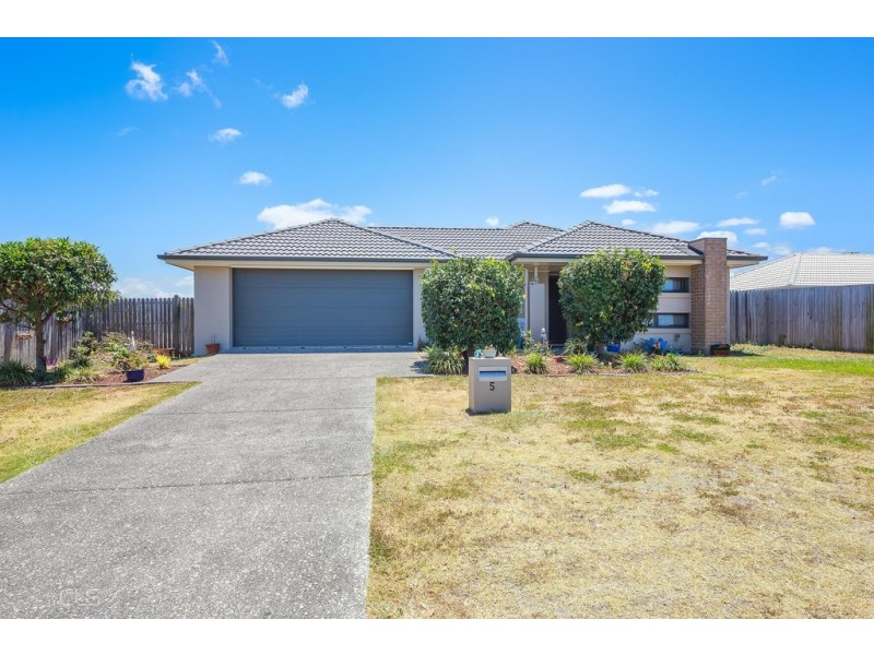 5 Turtle Court, Ningi QLD 4511