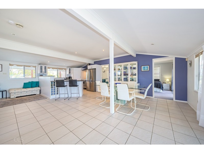 49 Biggs Avenue, Beachmere QLD 4510