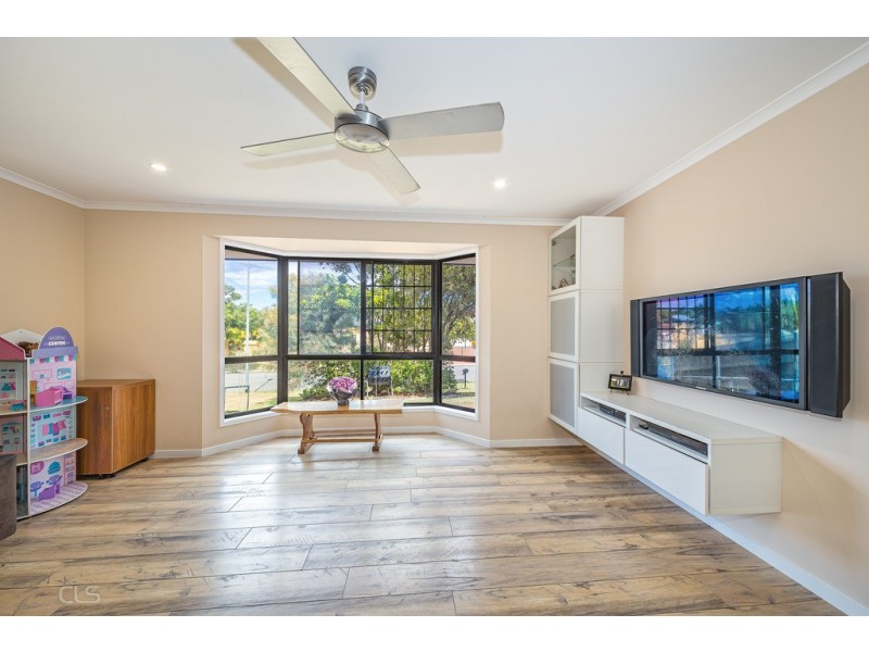 56 Voyagers Drive, Banksia Beach QLD 4507