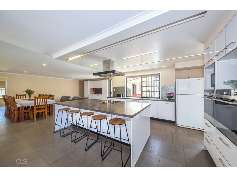 56 Voyagers Drive, Banksia Beach QLD 4507