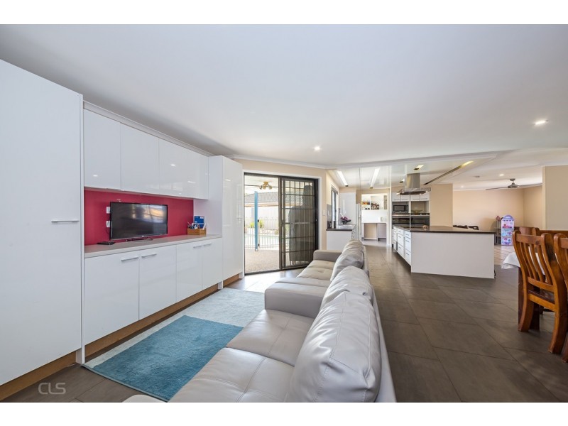 56 Voyagers Drive, Banksia Beach QLD 4507