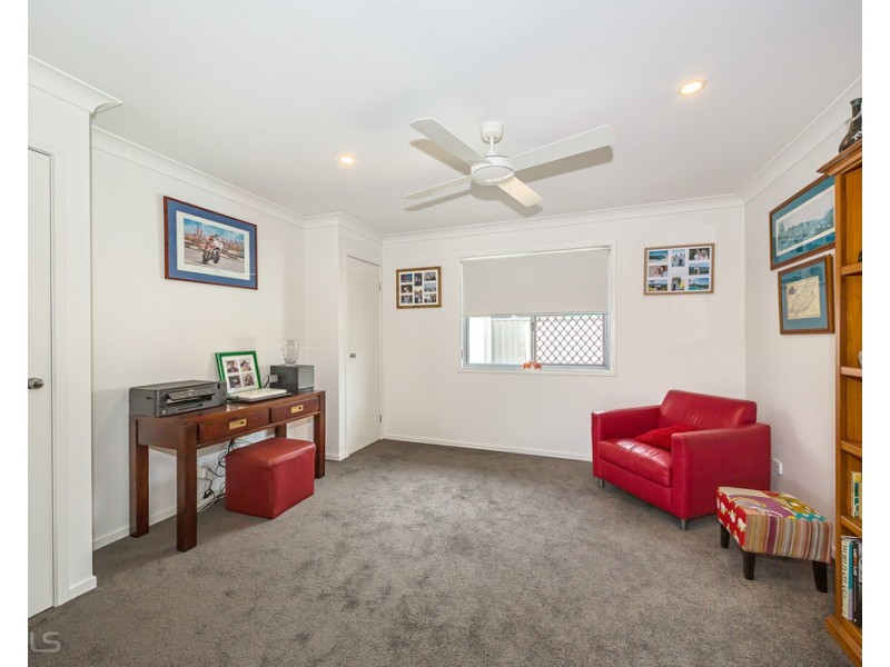 60 Caraway Crescent, Banksia Beach QLD 4507