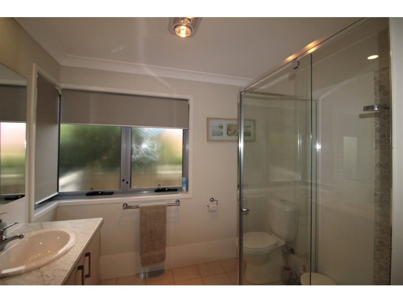 15/2 Spinnaker Drive  (Orianna Resort), Sandstone Point QLD 4511