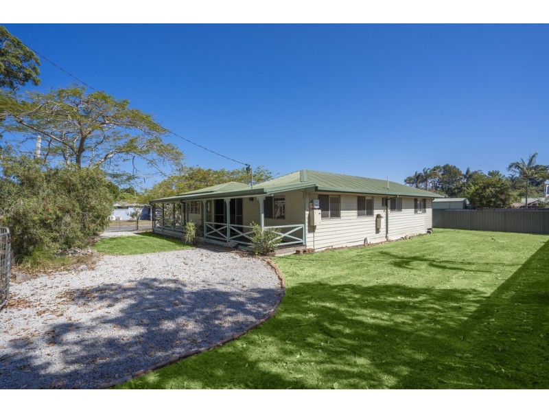 18 Ford street, Bongaree QLD 4507