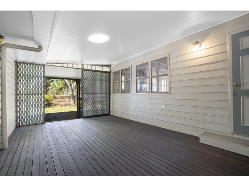 18 Ford street, Bongaree QLD 4507