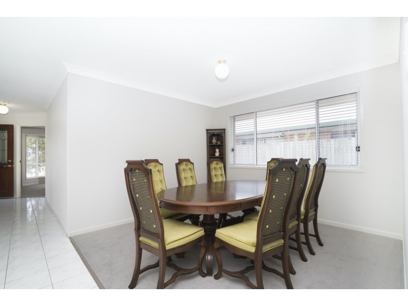 2 Captain Cook Drive, Banksia Beach QLD 4507