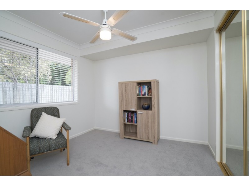 2 Captain Cook Drive, Banksia Beach QLD 4507