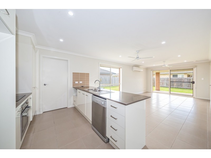 4 Bora Place, Ningi QLD 4511