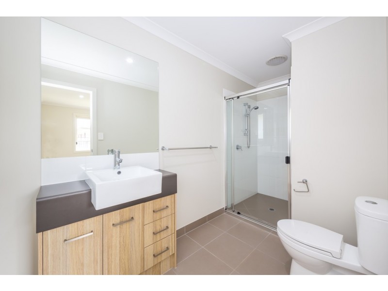 4 Bora Place, Ningi QLD 4511