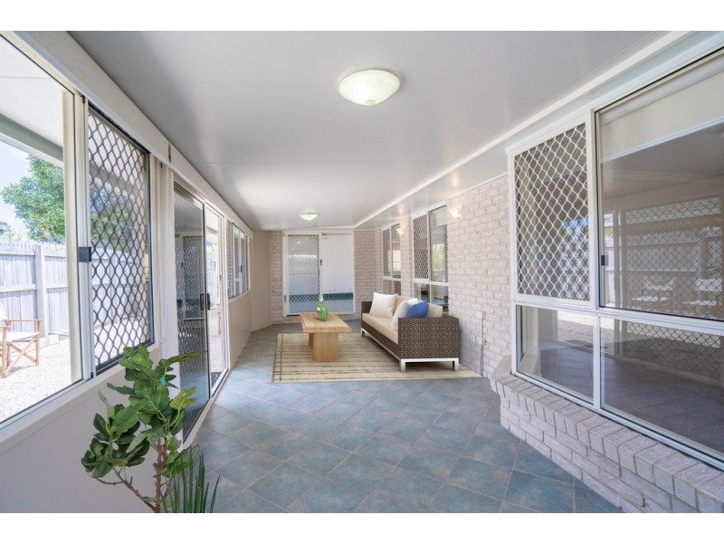 2 Schooner Court, Banksia Beach QLD 4507