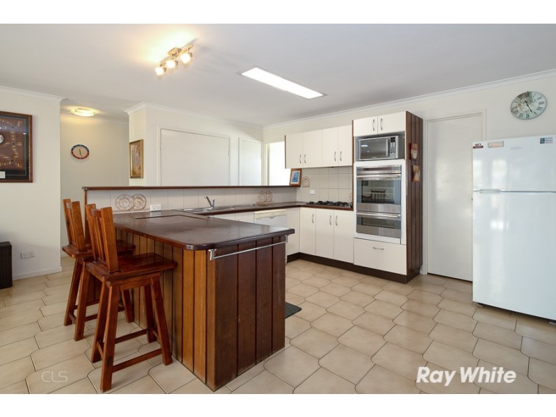 18 Pheasant Avenue, Banksia Beach QLD 4507
