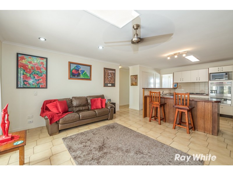 18 Pheasant Avenue, Banksia Beach QLD 4507