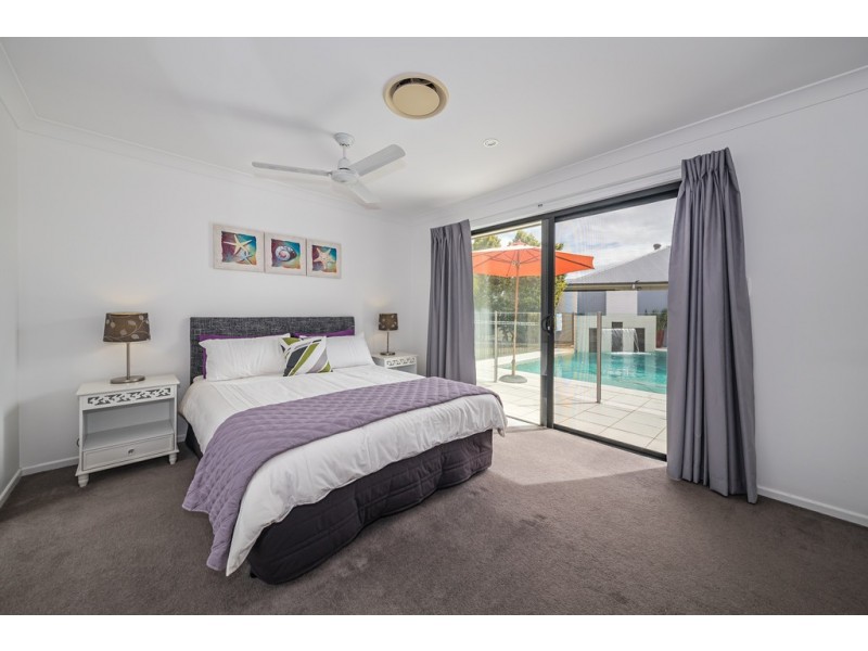 51 Marina Boulevard, Banksia Beach QLD 4507