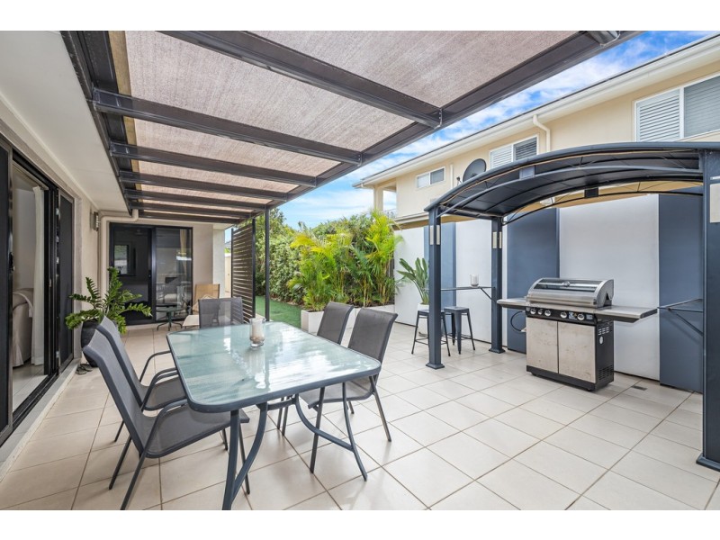 51 Marina Boulevard, Banksia Beach QLD 4507