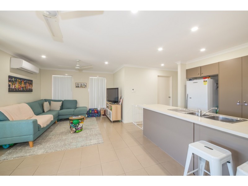 12 Broadleaf Place, Ningi QLD 4511