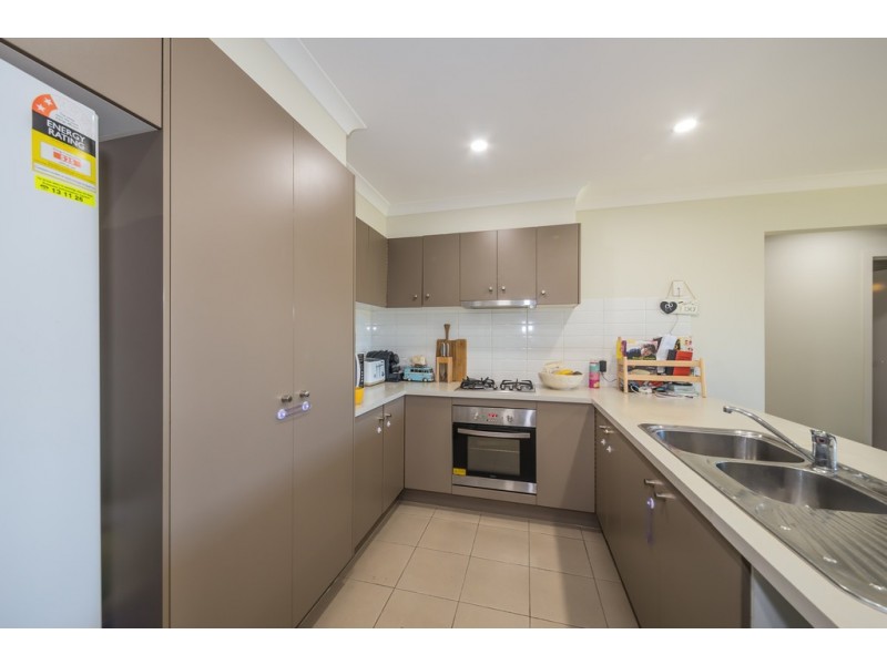12 Broadleaf Place, Ningi QLD 4511