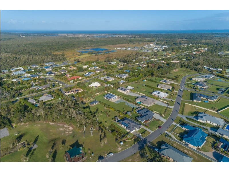 116-118 Cocos Drive, Ningi QLD 4511