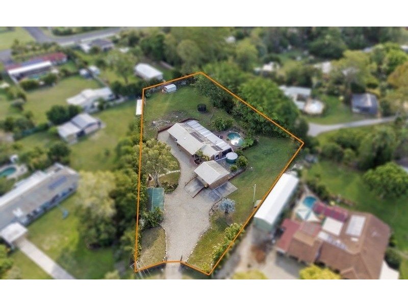 27 Todman Court, Ningi QLD 4511