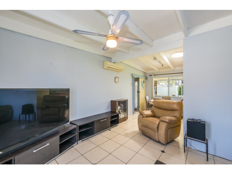 27 Avon Avenue, Banksia Beach QLD 4507