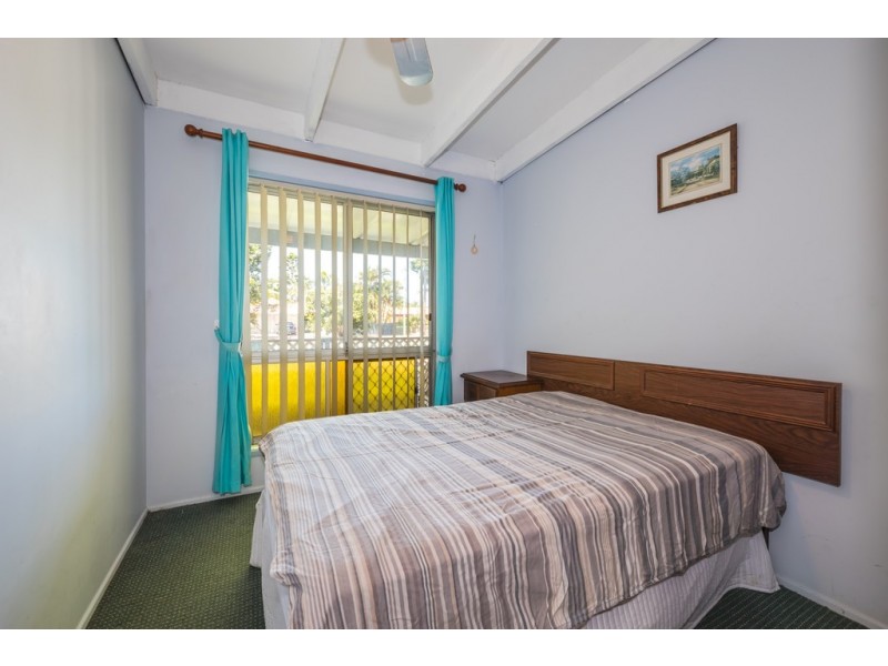 27 Avon Avenue, Banksia Beach QLD 4507