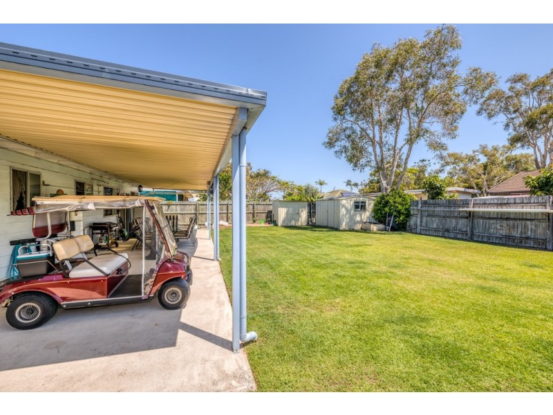 27 Avon Avenue, Banksia Beach QLD 4507
