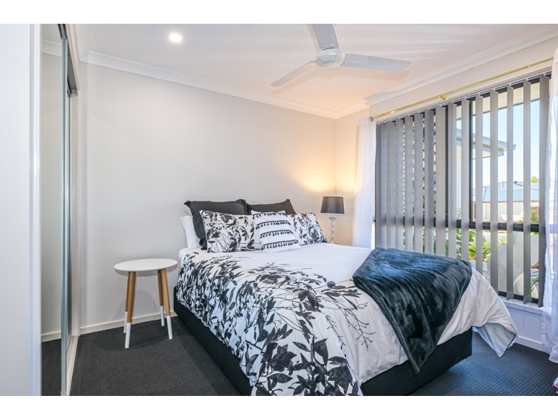 37 Foxtail Crescent, Banksia Beach QLD 4507