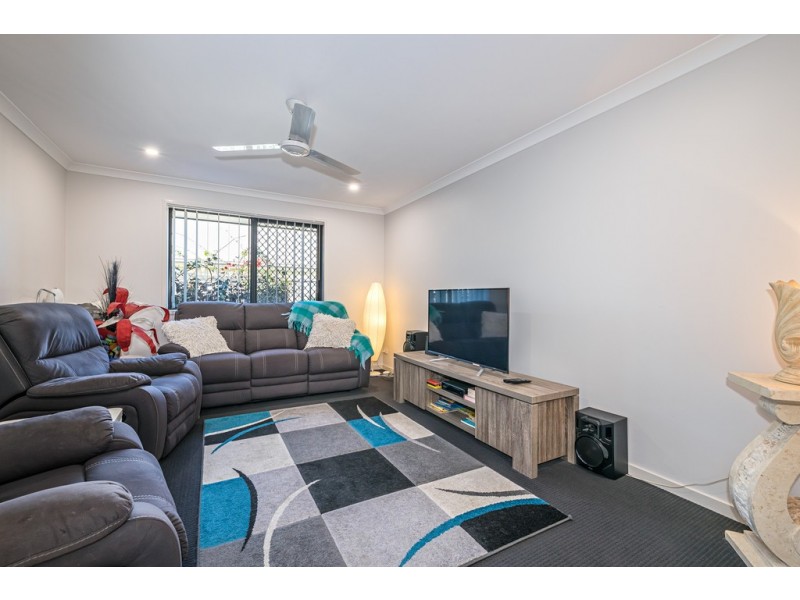 37 Foxtail Crescent, Banksia Beach QLD 4507