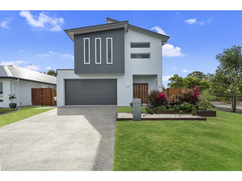 59 Lakeside Crescent, Ningi QLD 4511