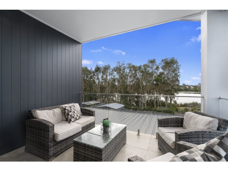 59 Lakeside Crescent, Ningi QLD 4511