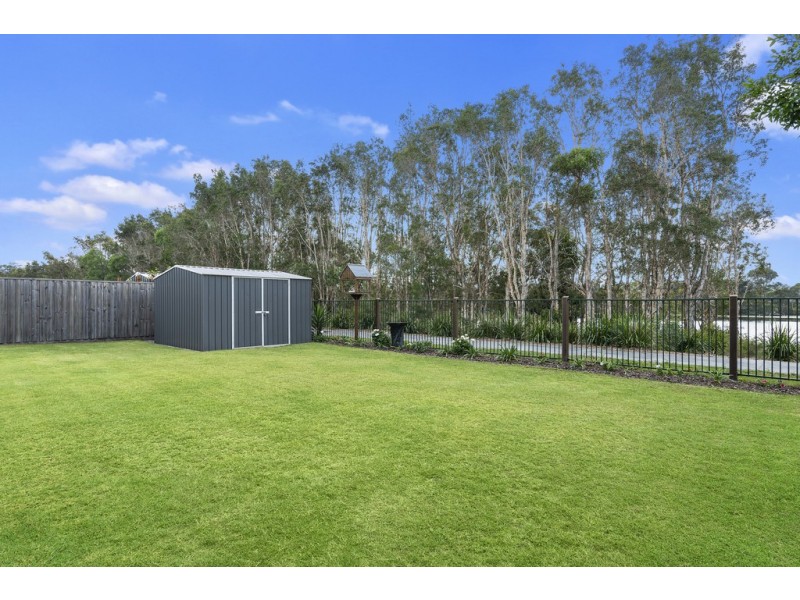 59 Lakeside Crescent, Ningi QLD 4511