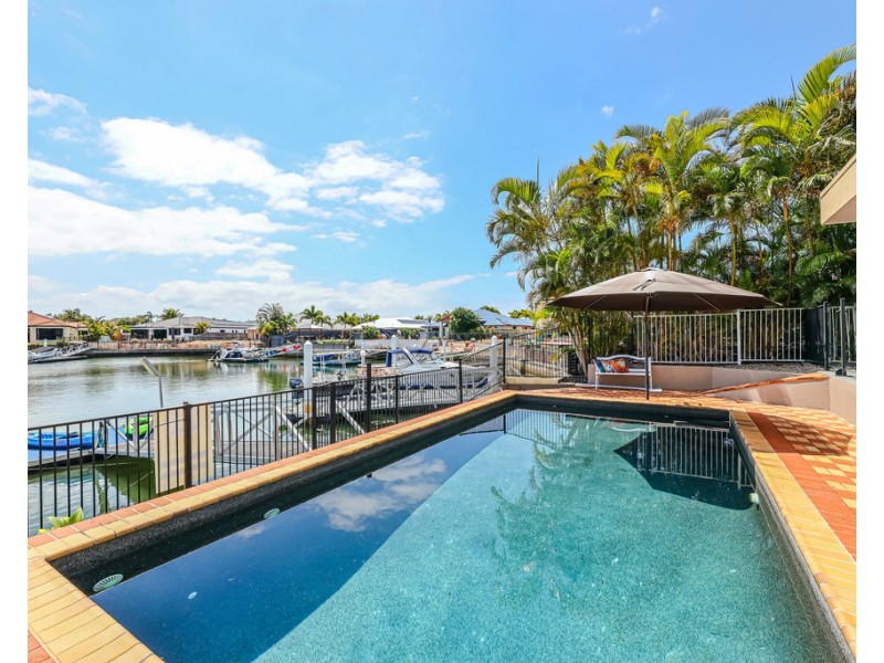 43 Dugong Crescent, Banksia Beach QLD 4507