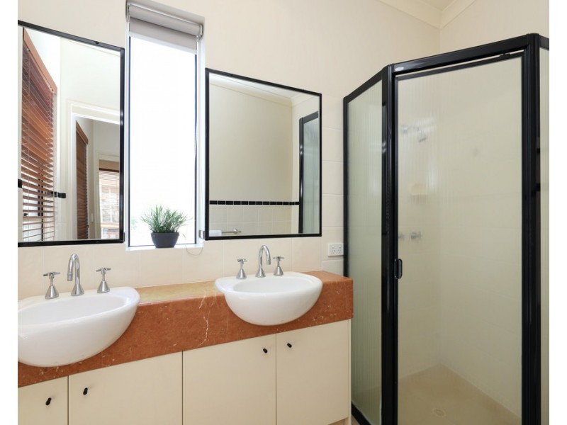 43 Dugong Crescent, Banksia Beach QLD 4507