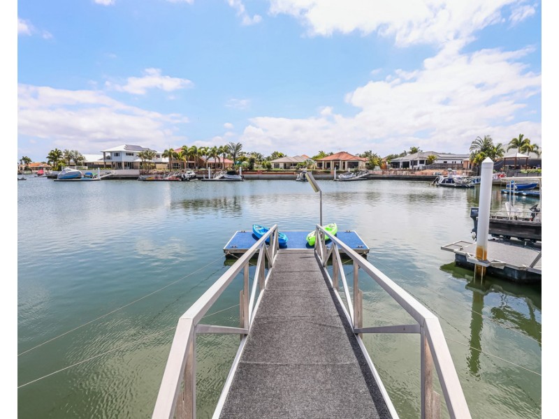 43 Dugong Crescent, Banksia Beach QLD 4507