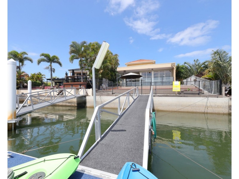 43 Dugong Crescent, Banksia Beach QLD 4507