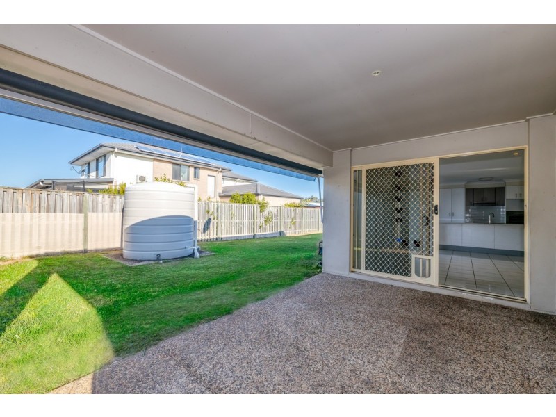 66 Sandheath Place, Ningi QLD 4511